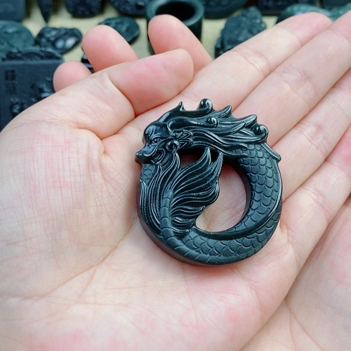 浮***绝和田玉（青玉）未镶嵌颈饰双面雕刻