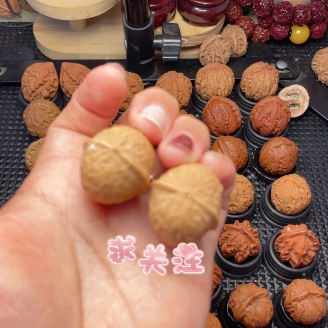 【闪购商品】把件文玩核桃木鱼