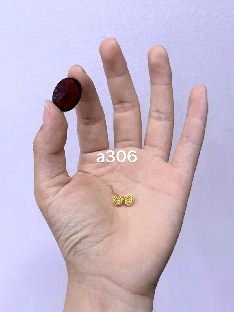 A306 镂空球球 耳钉