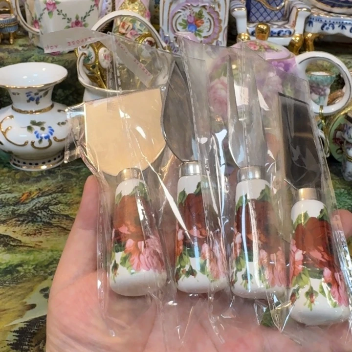 鹿与海陶瓷家居有限公司