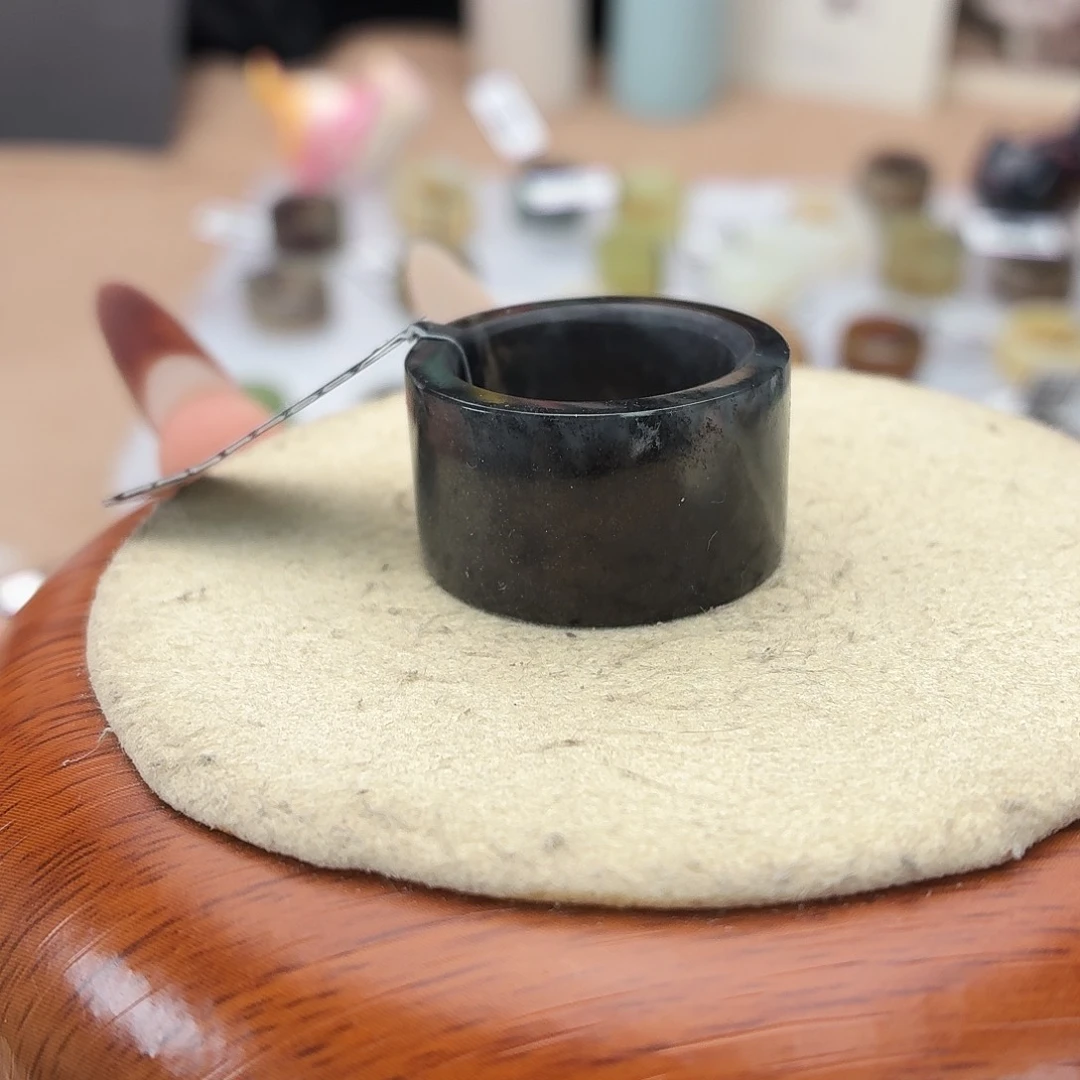 未镶嵌戒指和田玉c80黑青花直切18.8不退换