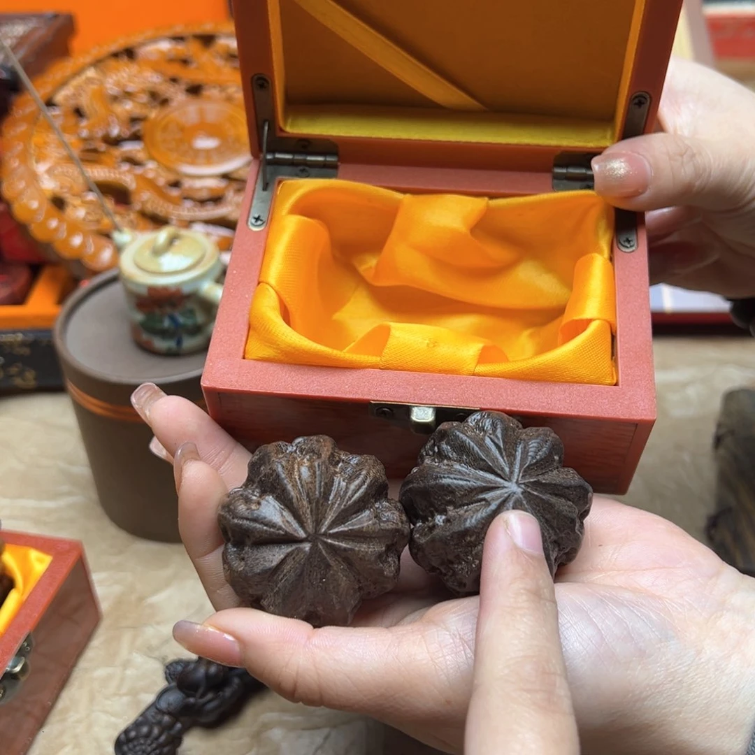 大叶紫檀（黑酸枝木类）