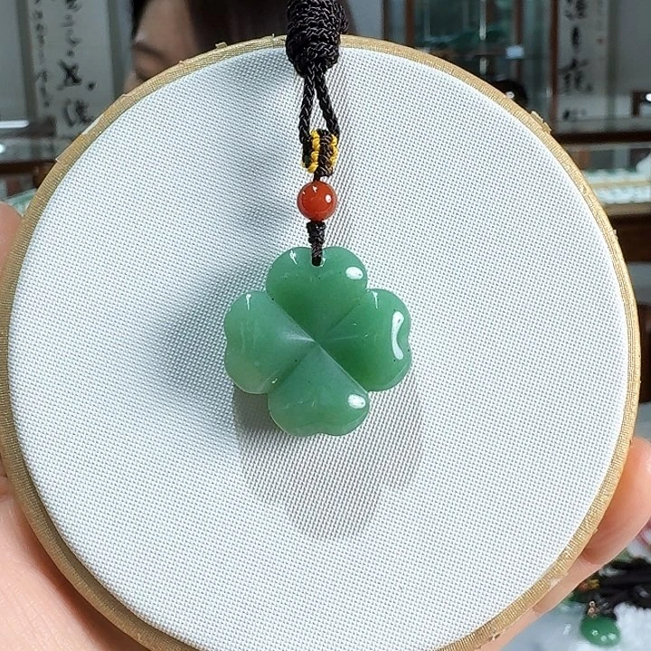 密玉（石英质玉）未镶嵌颈饰