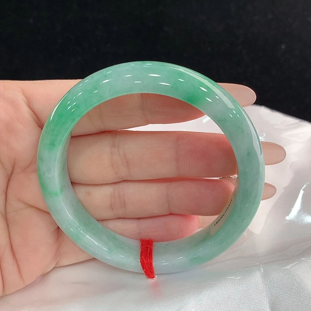 【闪购商品】翡翠手镯未镶嵌58，57/58