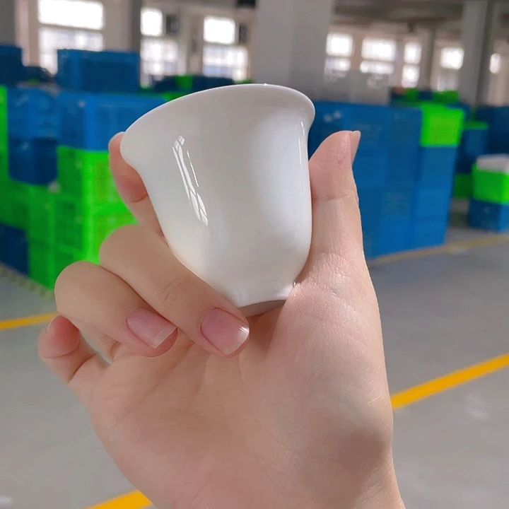 瓷片是啊我们就是在等着看