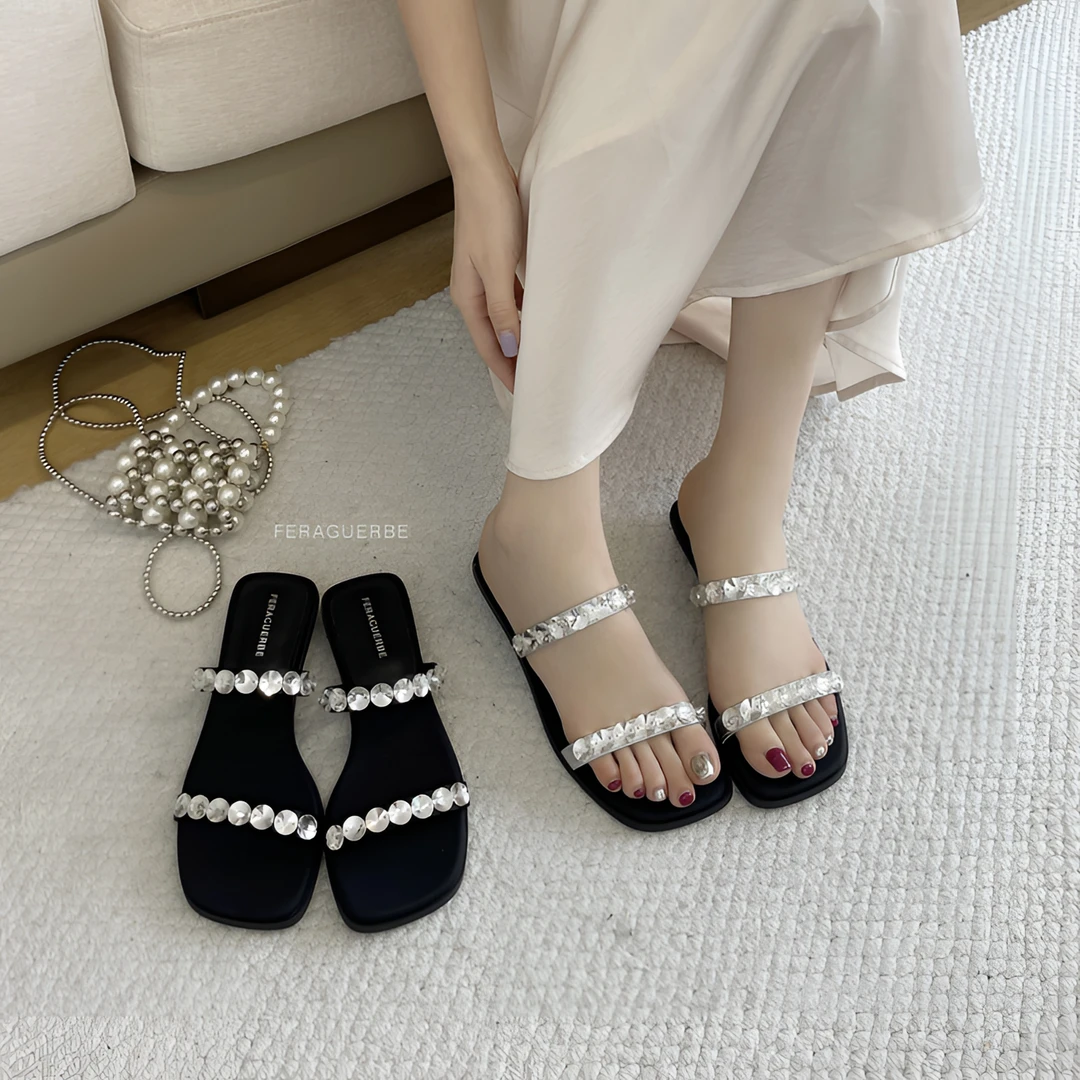 2025高品质广州鞋 法式水钻一字拖网红粗跟沙滩平底低跟一字拖鞋