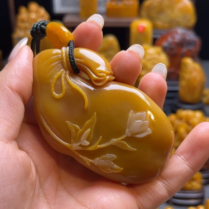 寿山石大*子14725836963