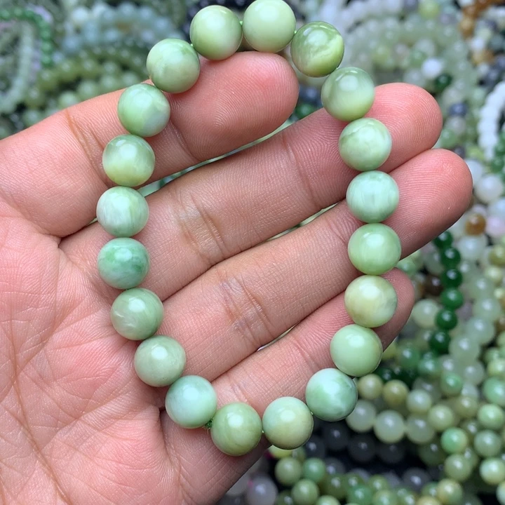 和田玉未镶嵌手串黑羊洞