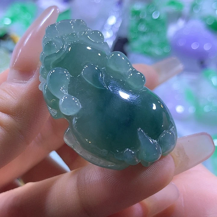 翡翠未镶嵌颈饰天然翡翠A货吊坠