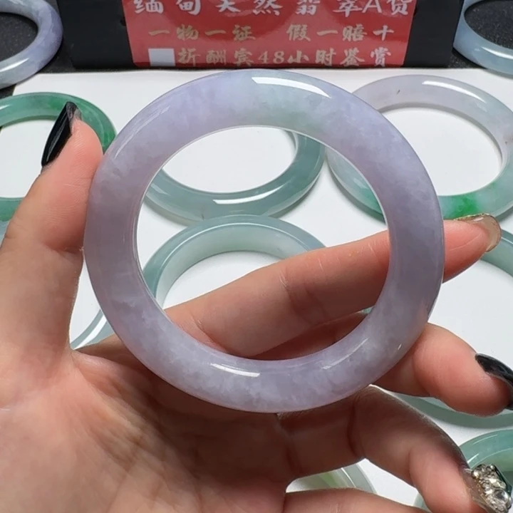 翡翠手镯未镶嵌22号53.3圆条春带彩
