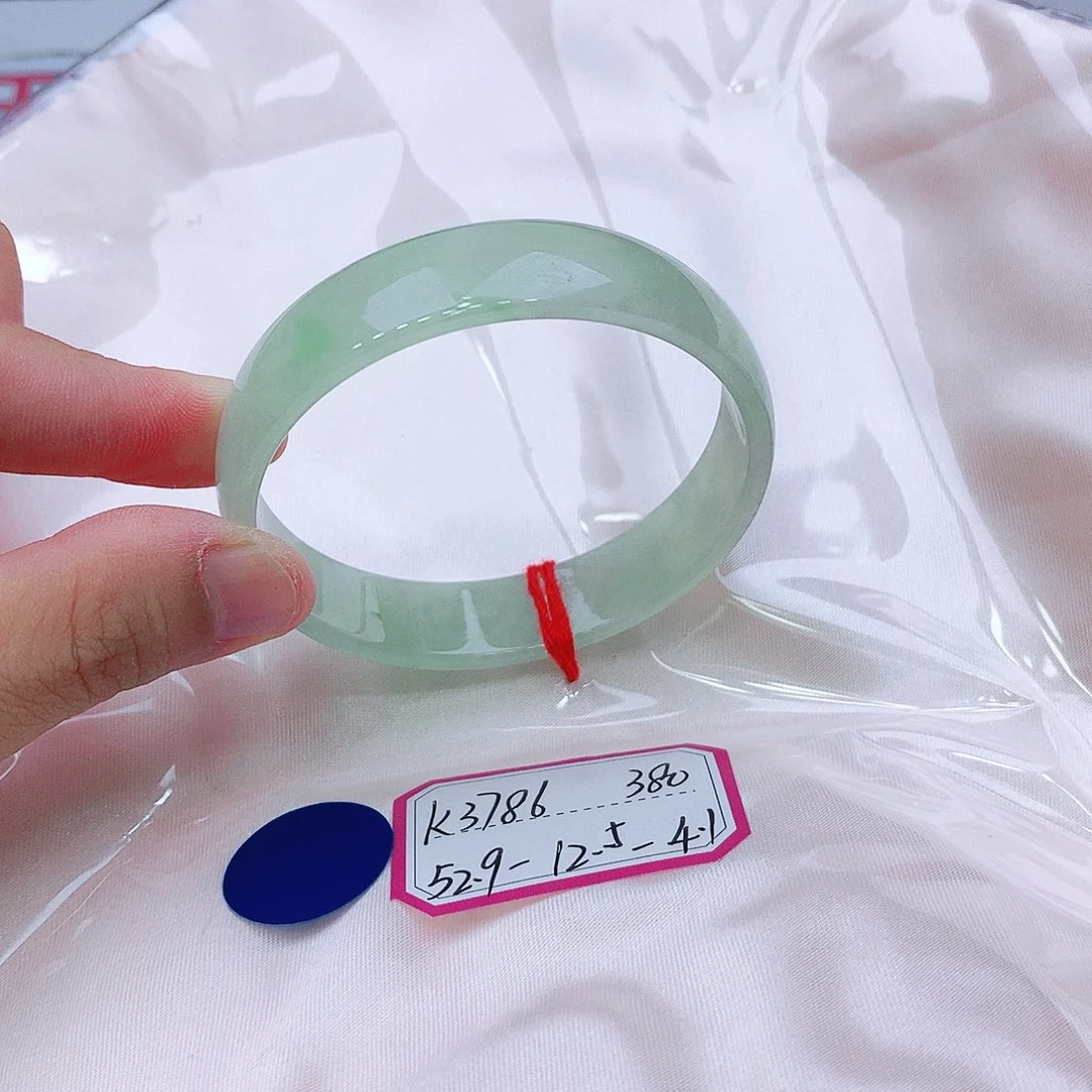 翡翠未镶嵌手镯我