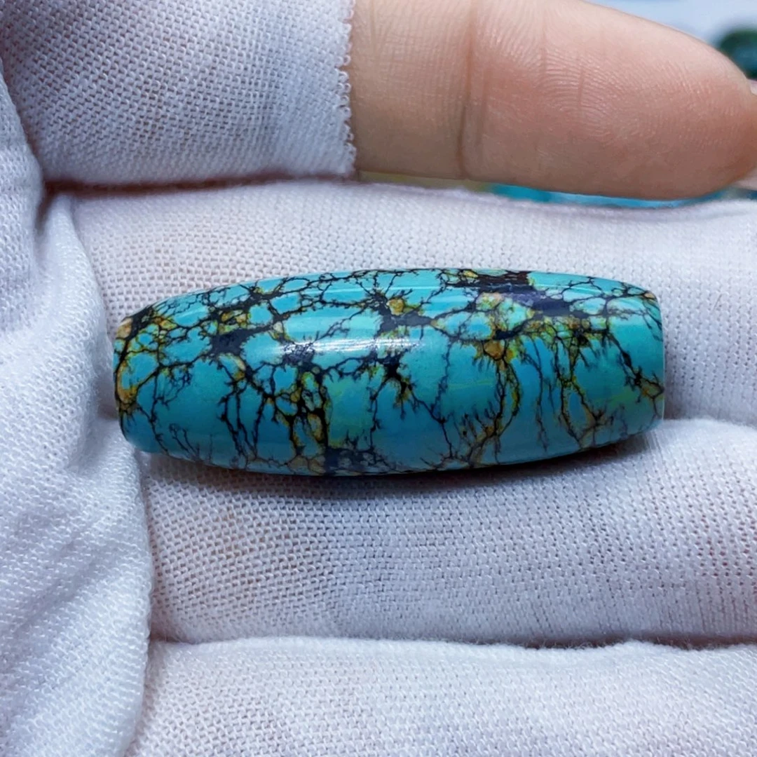 绿松石未镶嵌饰品