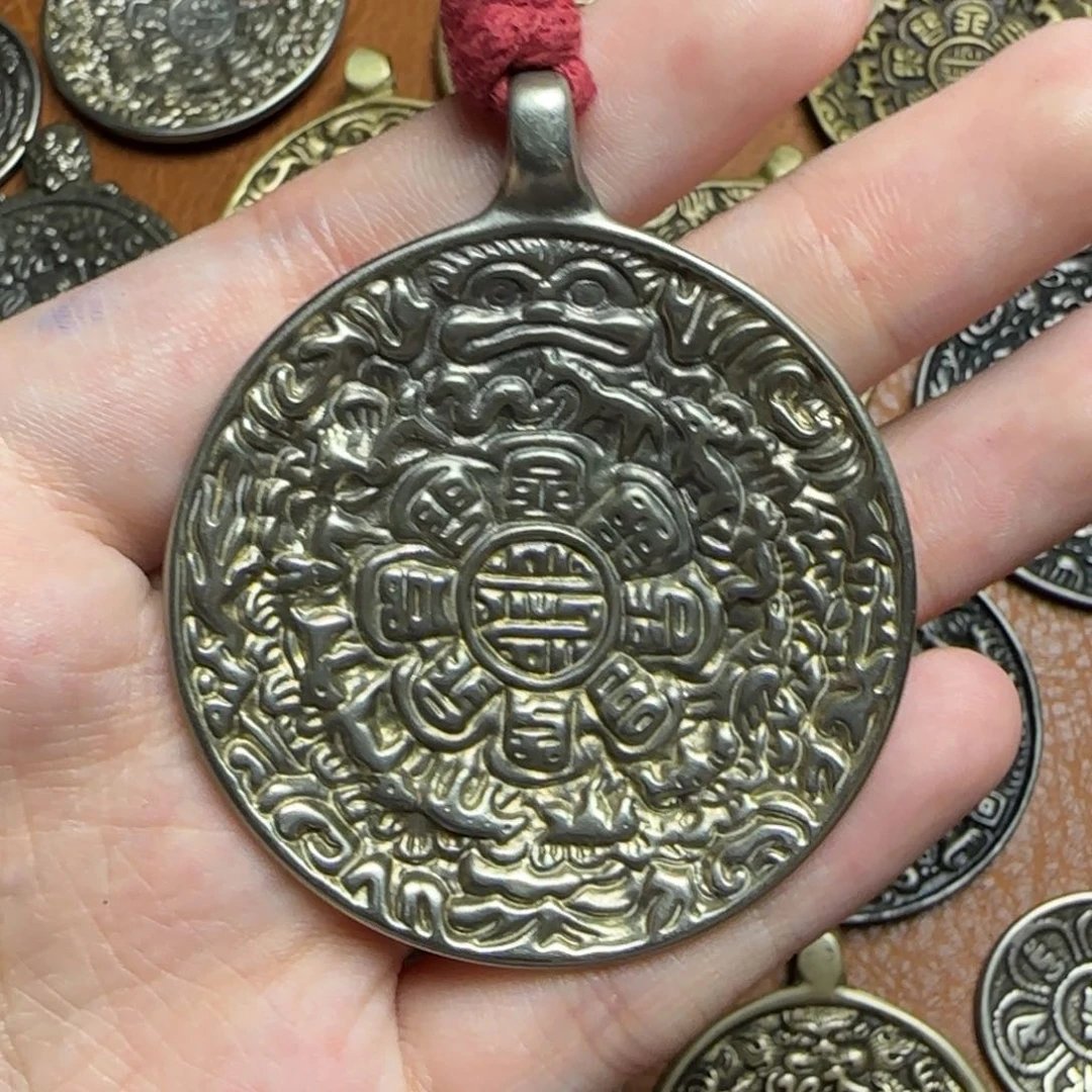 蛙***）泥塑精品小元素品相完美