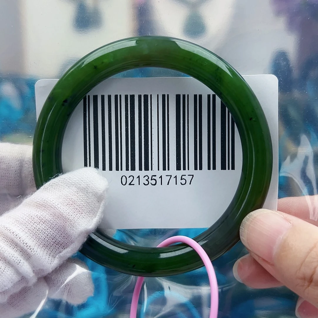 和田玉手镯未镶嵌微瑕59