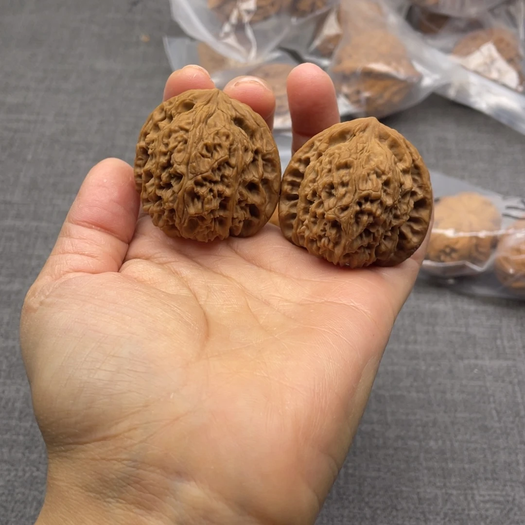 吊坠文玩核桃南疆41