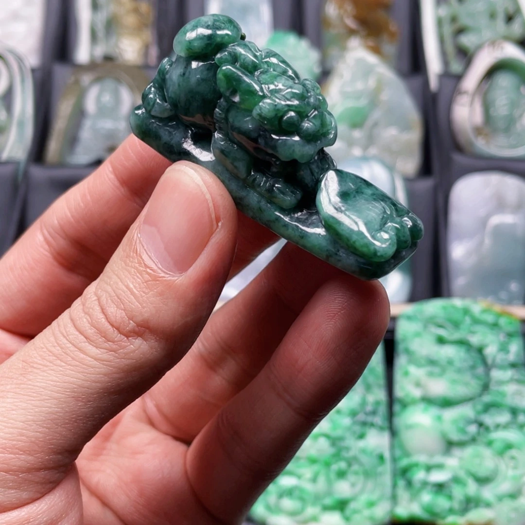 颈饰未镶嵌翡翠德****时翡翠