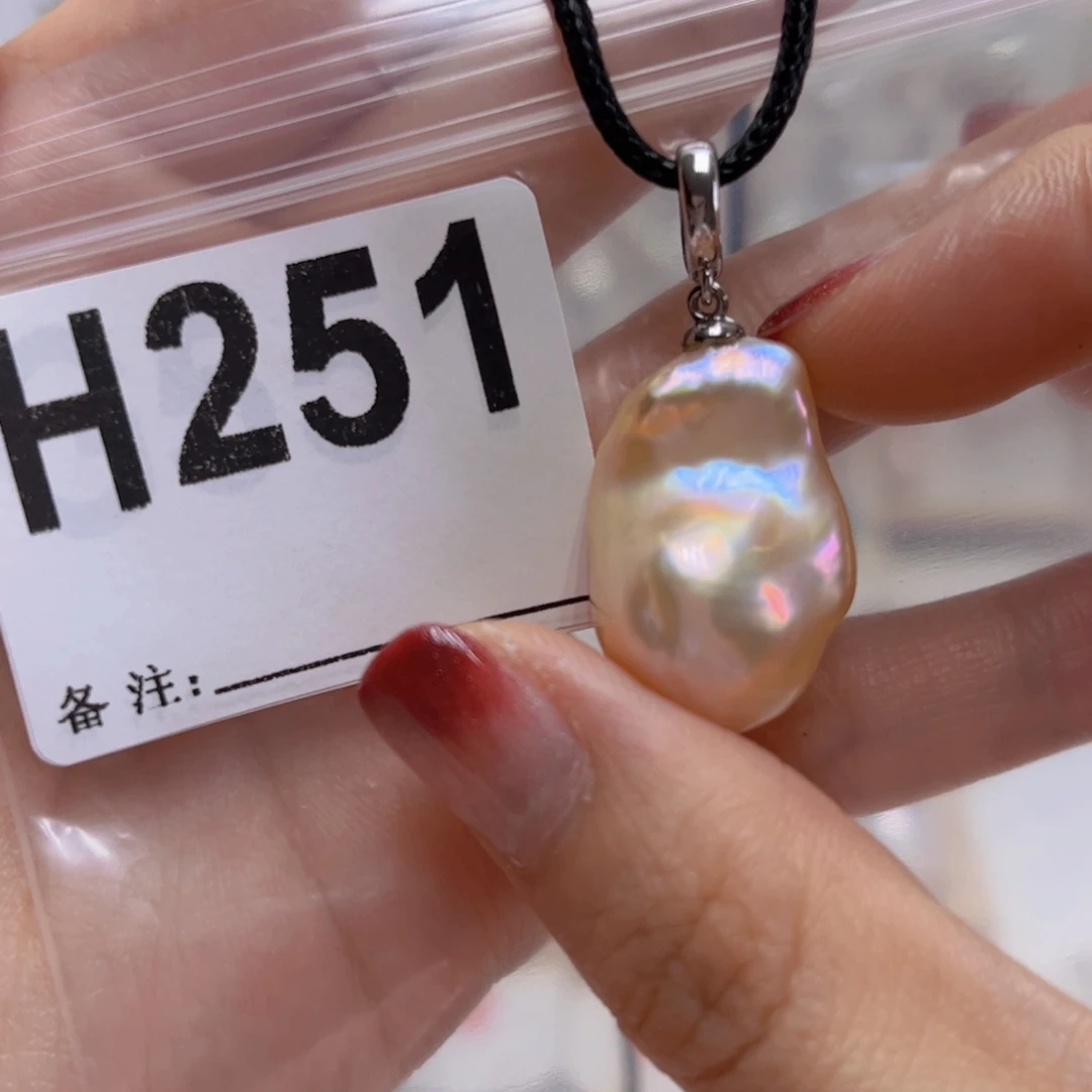 未镶嵌淡水珍珠颈饰