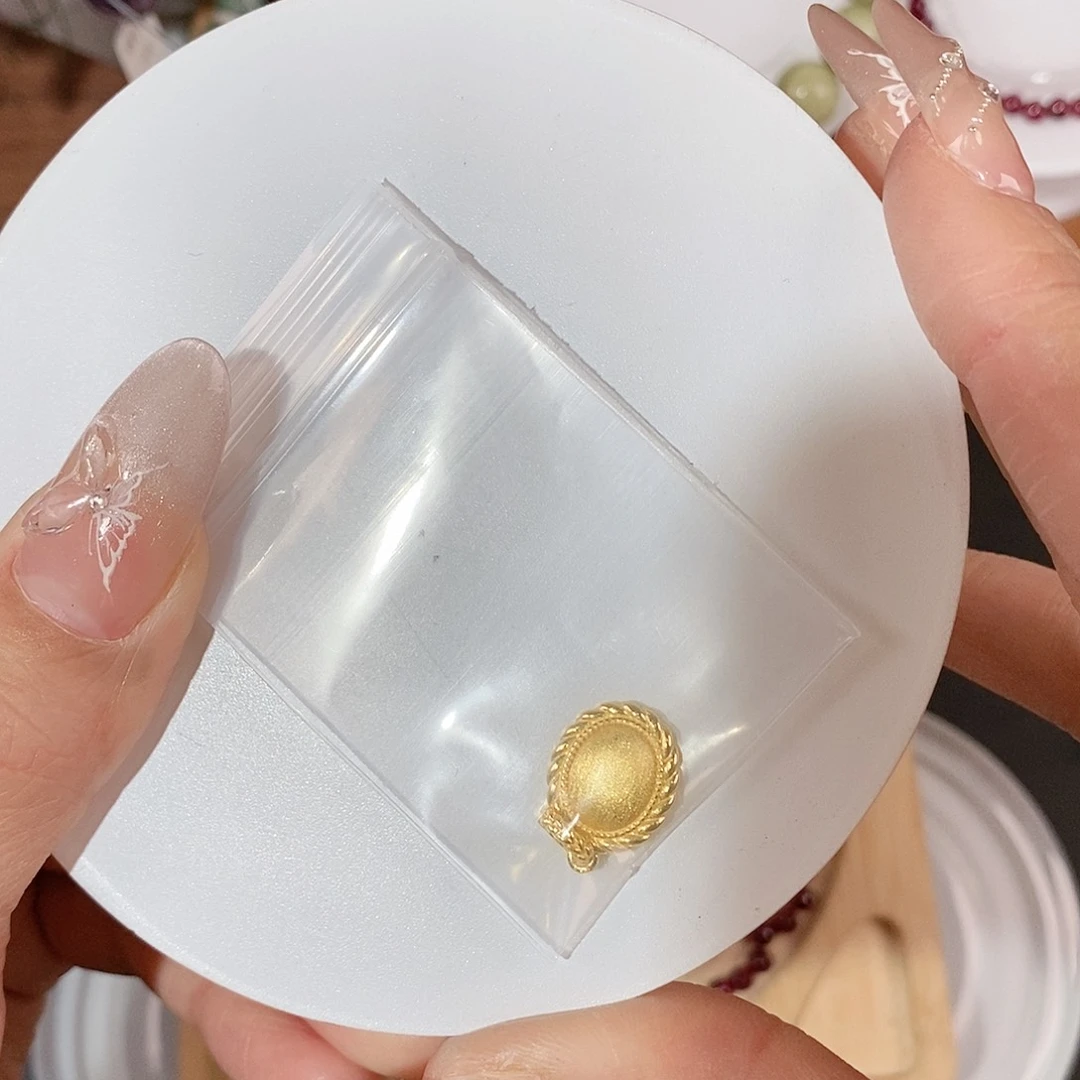 水晶手链未镶嵌耶****?不发