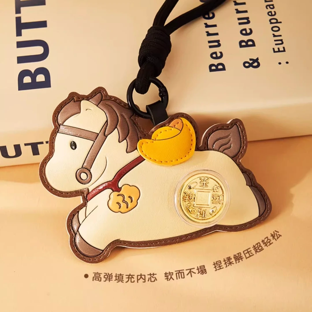 大英博物馆文创马上有钱时来运转小马车钥匙扣挂件包包本命年挂饰