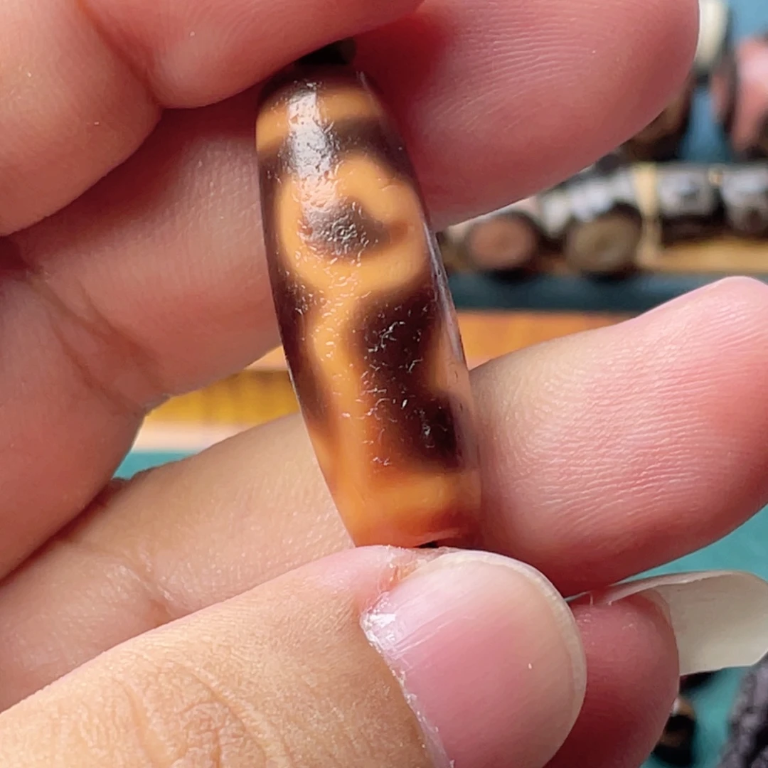 喂***糖未镶嵌锁骨玛瑙/玉髓小卢莲花