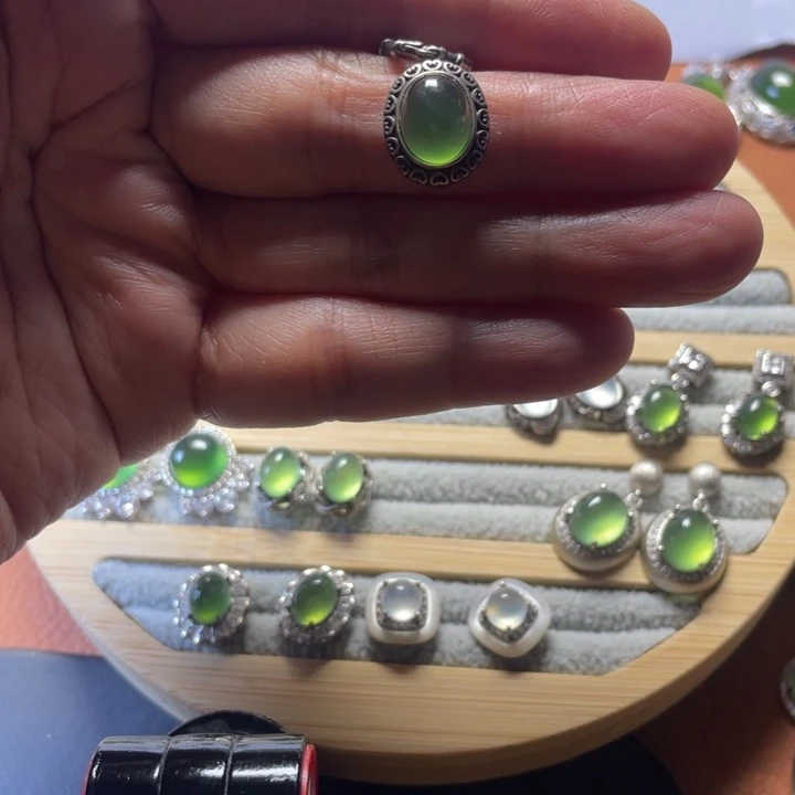 蛇纹石玉银S925镶嵌戒指