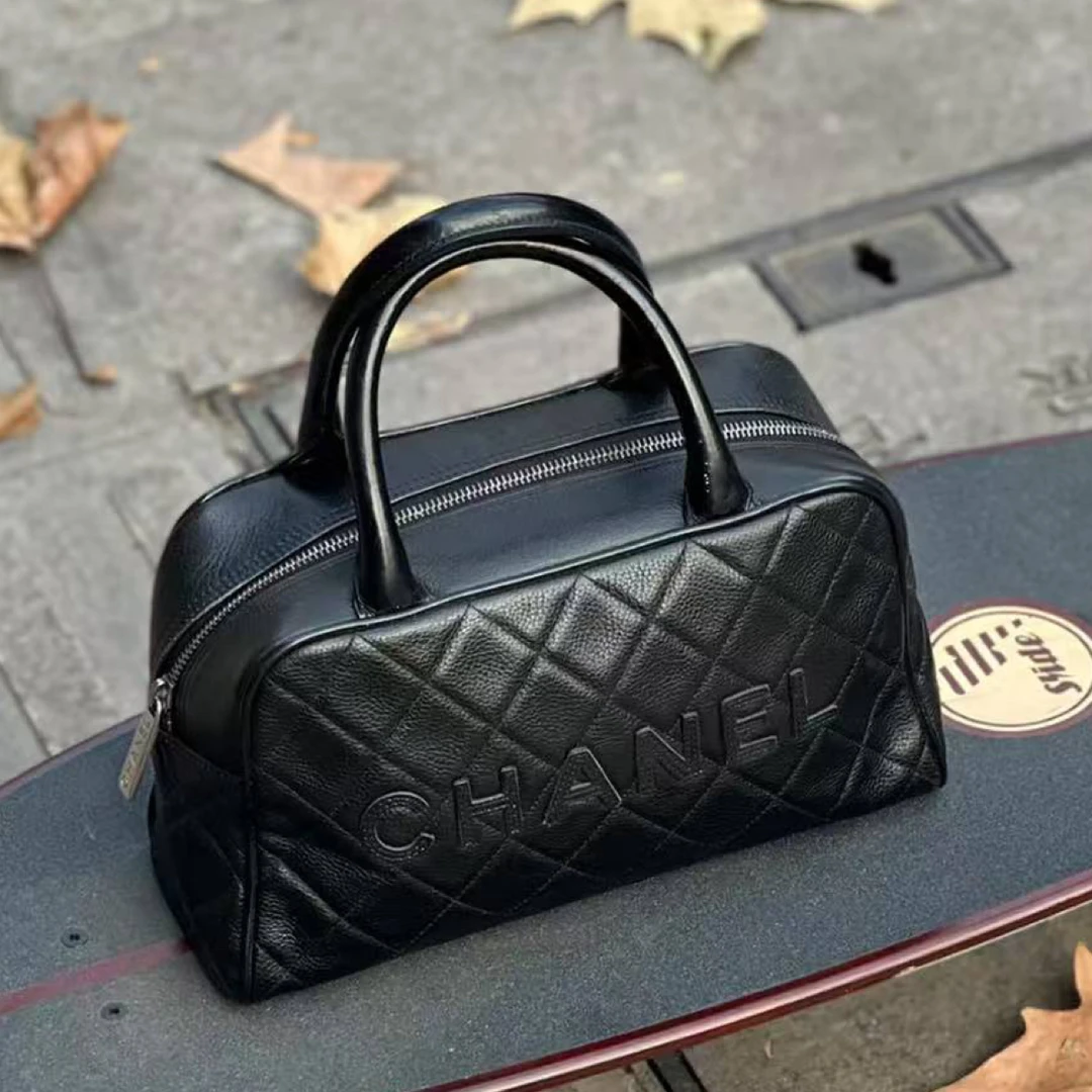 95新 Chanel/香奈儿 多多奢品/香奈儿荔枝牛小号保龄球包/98新