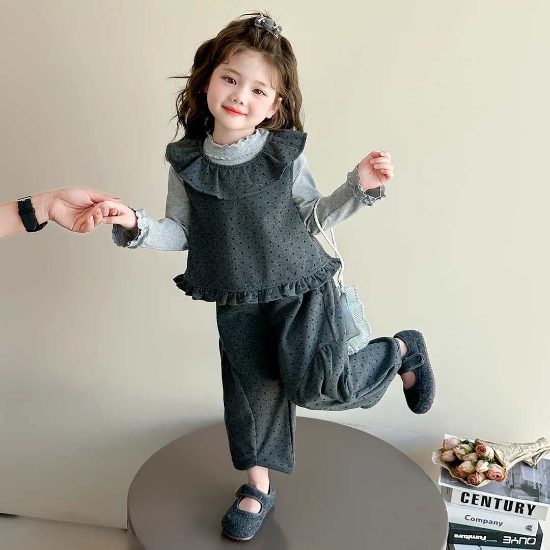 女童春秋娃娃领背心套装2025新款儿童秋季马甲波点阔腿裤三件套潮