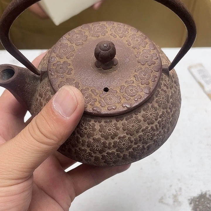 提***醒军禾商贸行杂货铺