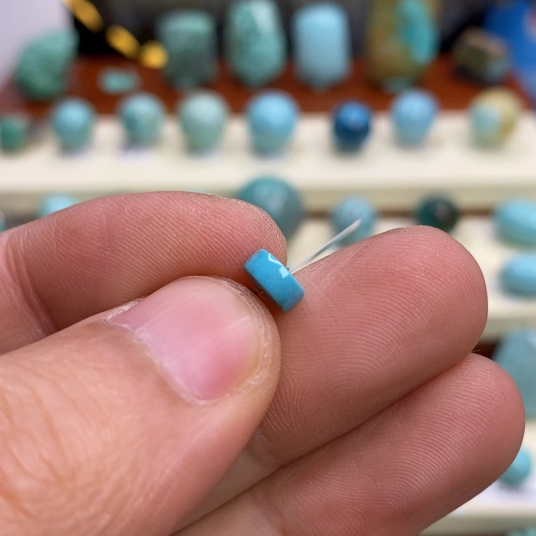 绿松石未镶嵌珠宝奇石6.6×3.1