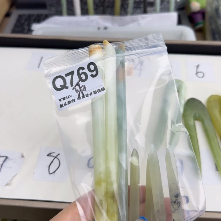 耶****蛇纹石玉未镶嵌发饰