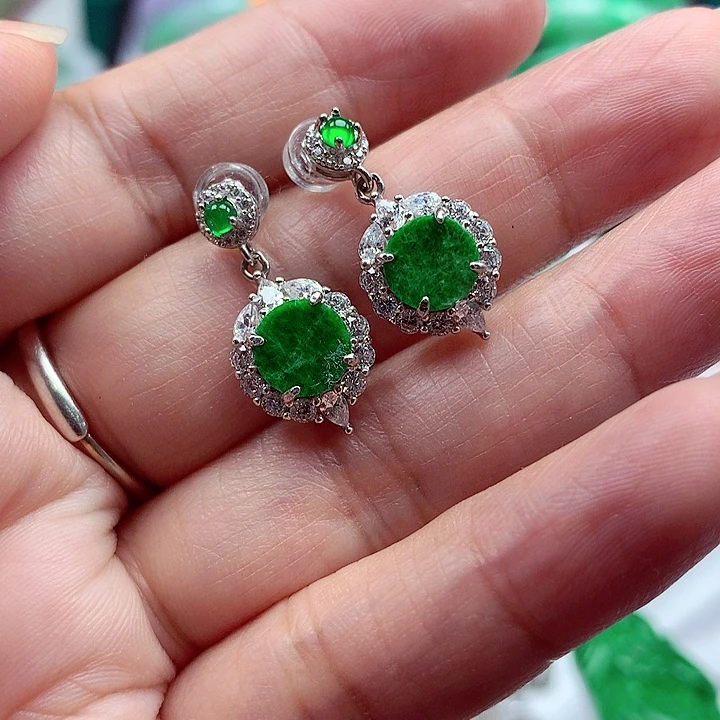 翡翠银S925镶嵌颈饰翡翠