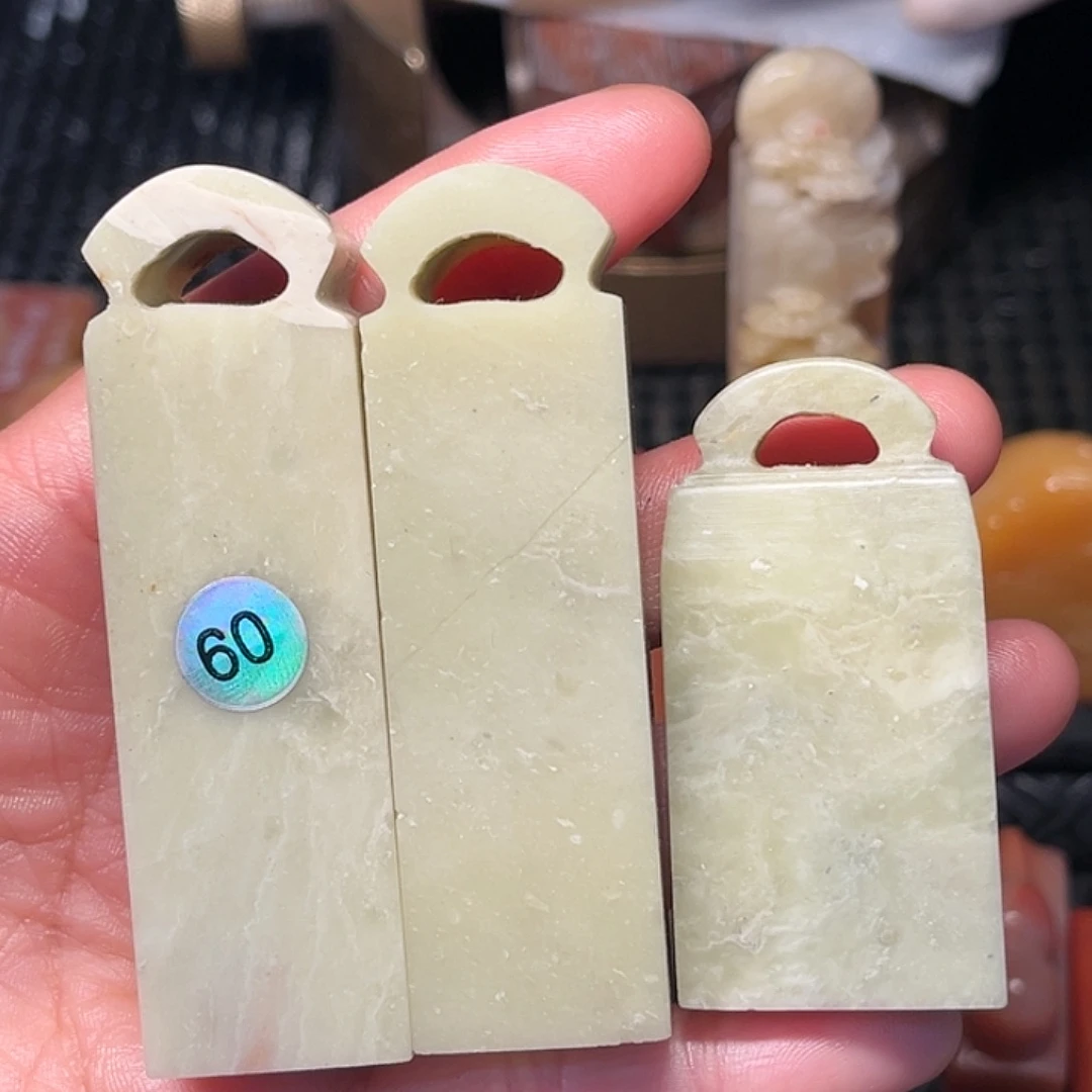 寿山石印石这个点睡起来了