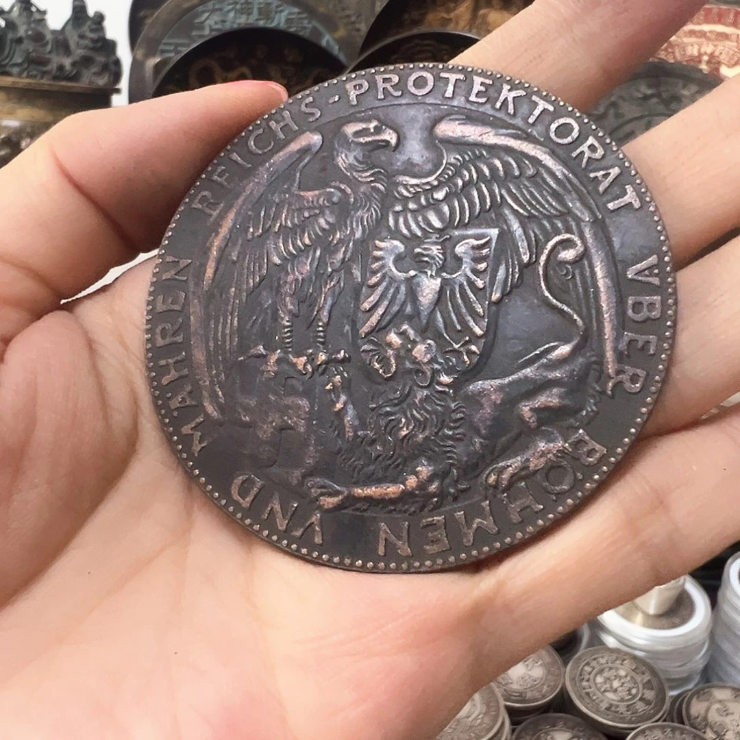 金属复古风格摆件