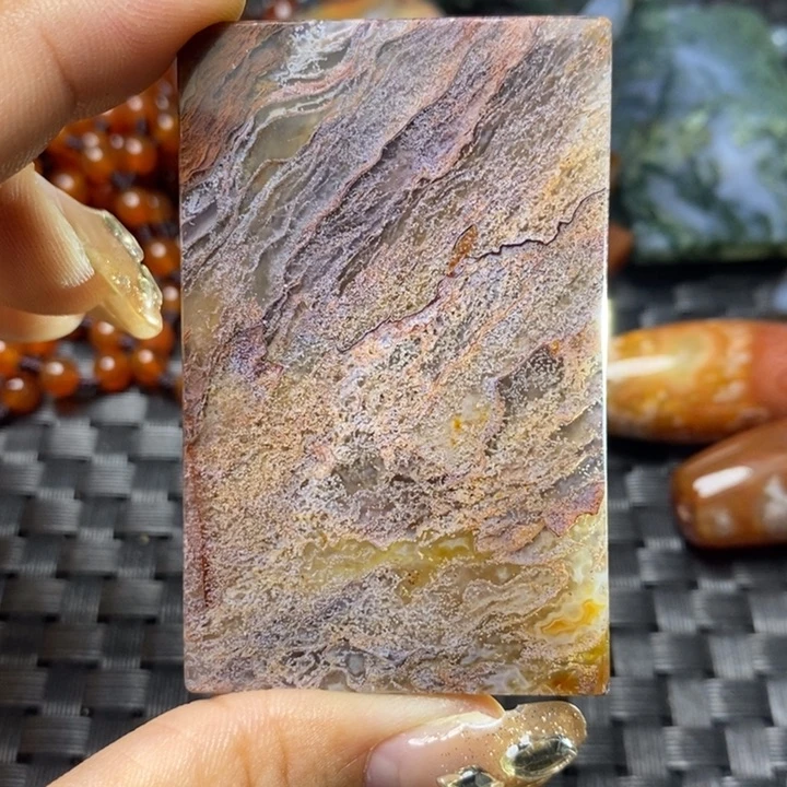 【闪购商品】玛瑙/玉髓颈饰未镶嵌金*