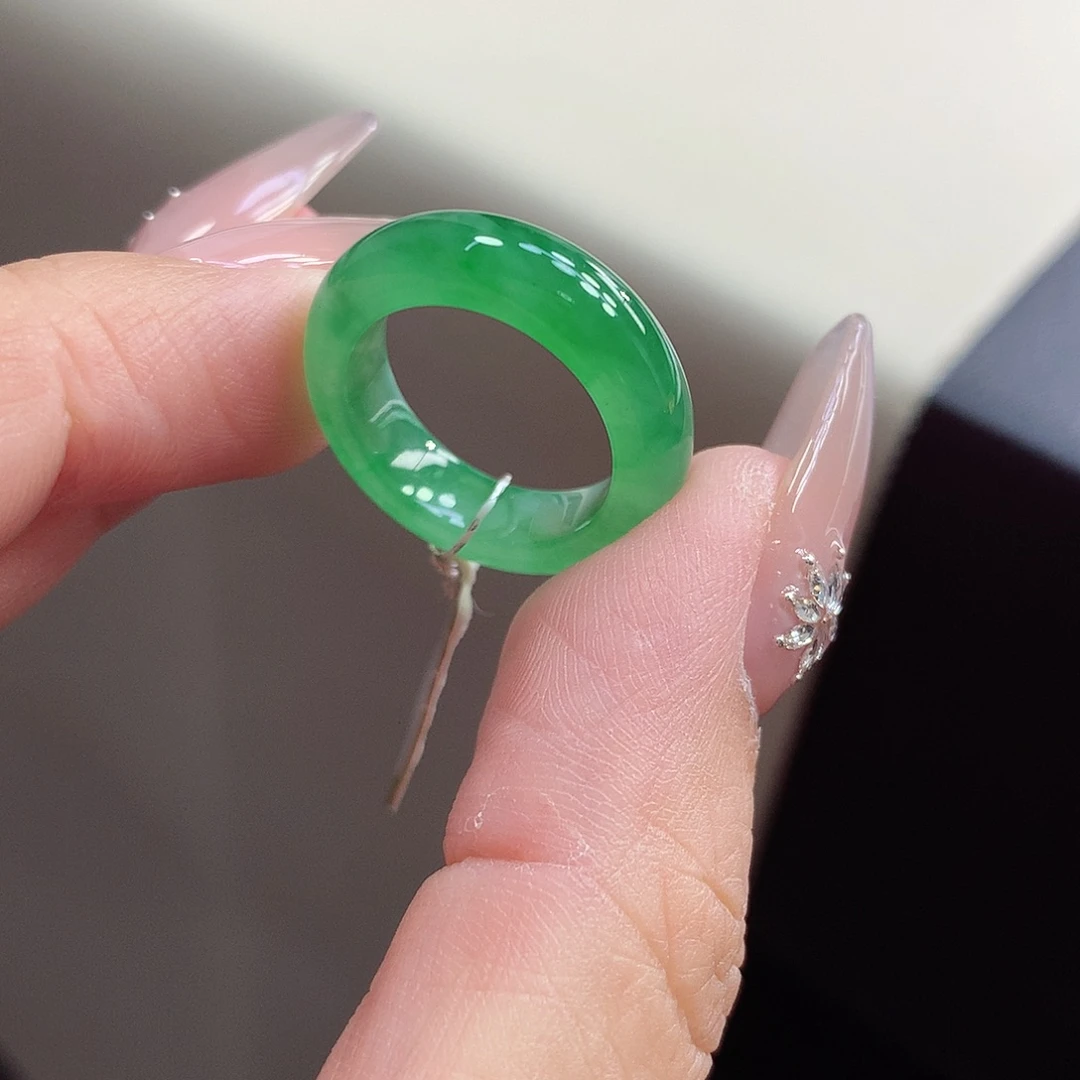 翡翠未镶嵌戒指11号