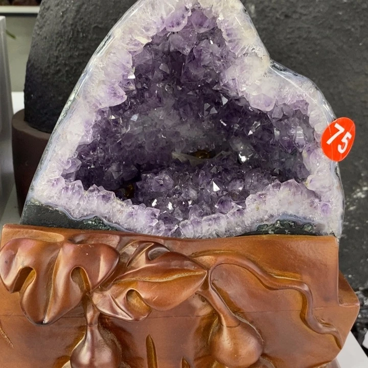 未镶嵌水晶大型摆件（非配饰）