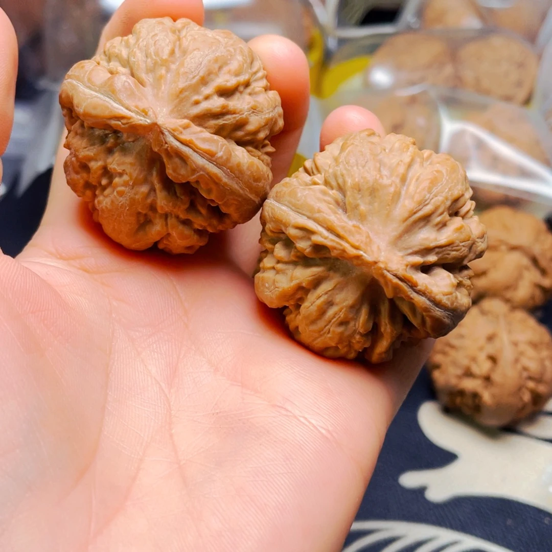 文玩核桃吊坠七****人霸王龙