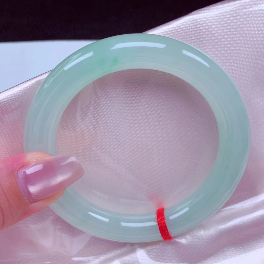 翡翠未镶嵌手镯手镯