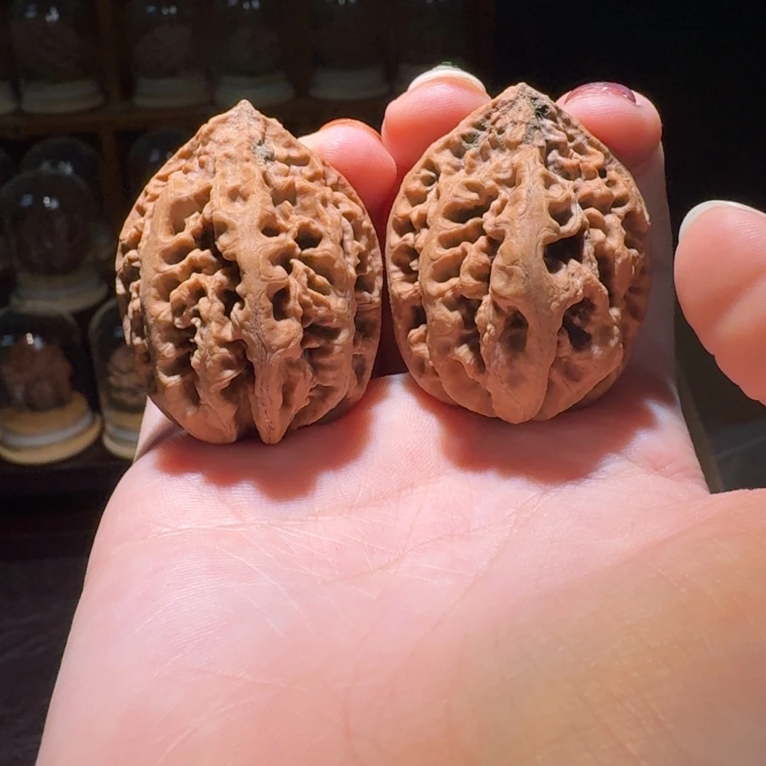 文玩核桃吊坠火焰山