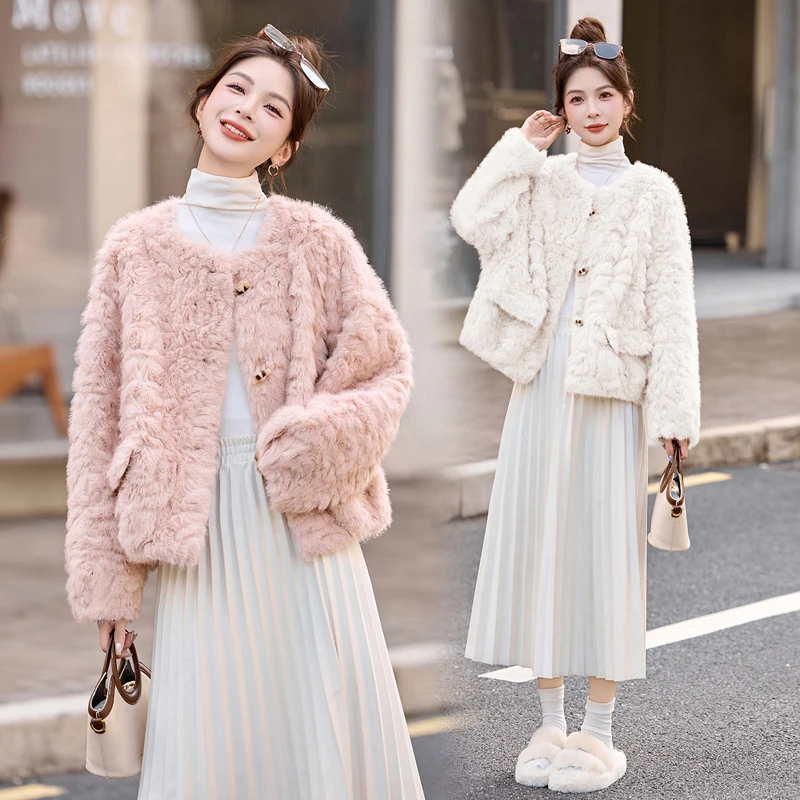 优雅风外套2025冬季新款女装百搭时尚圆领单排扣花狐皮毛一体上衣