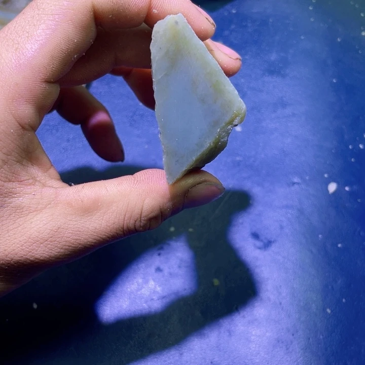 和田玉未镶嵌珠宝半成品