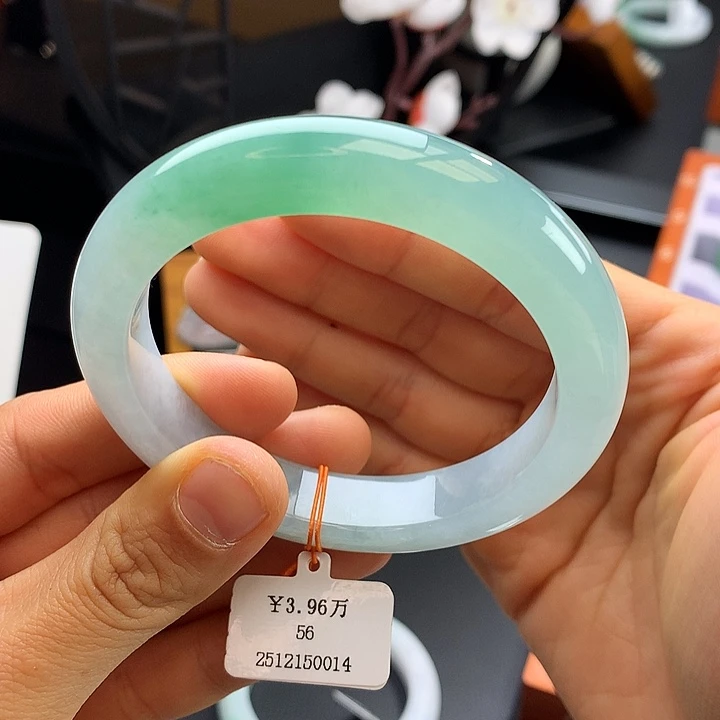 未镶嵌手镯翡翠56叶子绿正圈