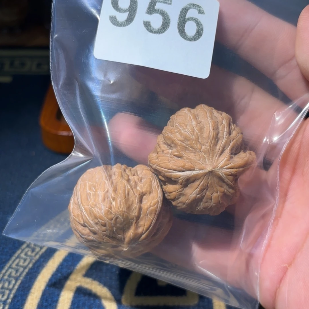 文玩核桃吊坠铁锤956