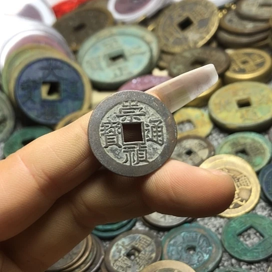 文***q铜现代仿制工艺品