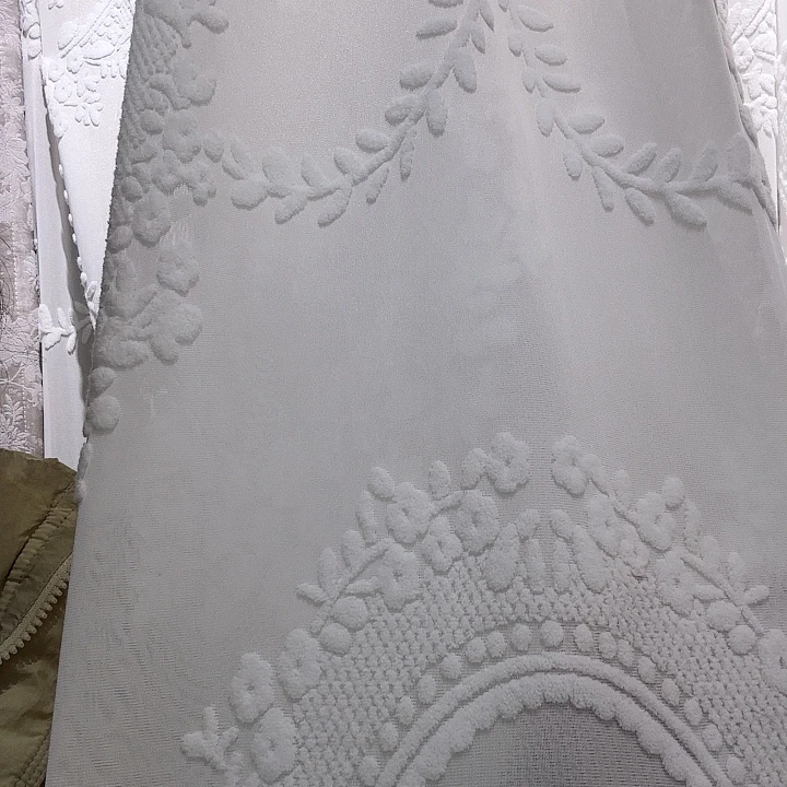 乳胶白色镜中花6✖️3要珠珠边