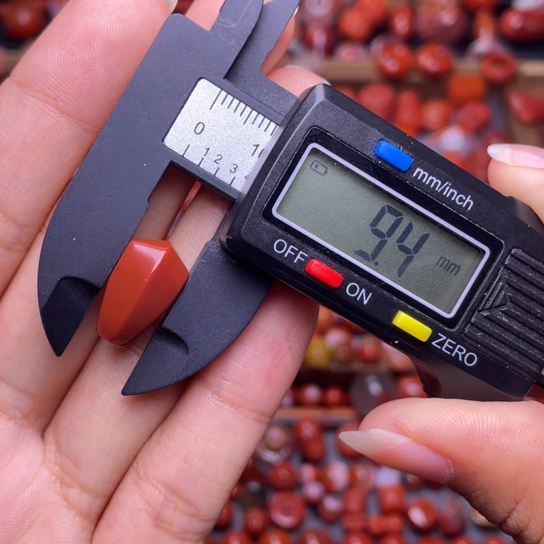 南红玛瑙未镶嵌三通微瑕