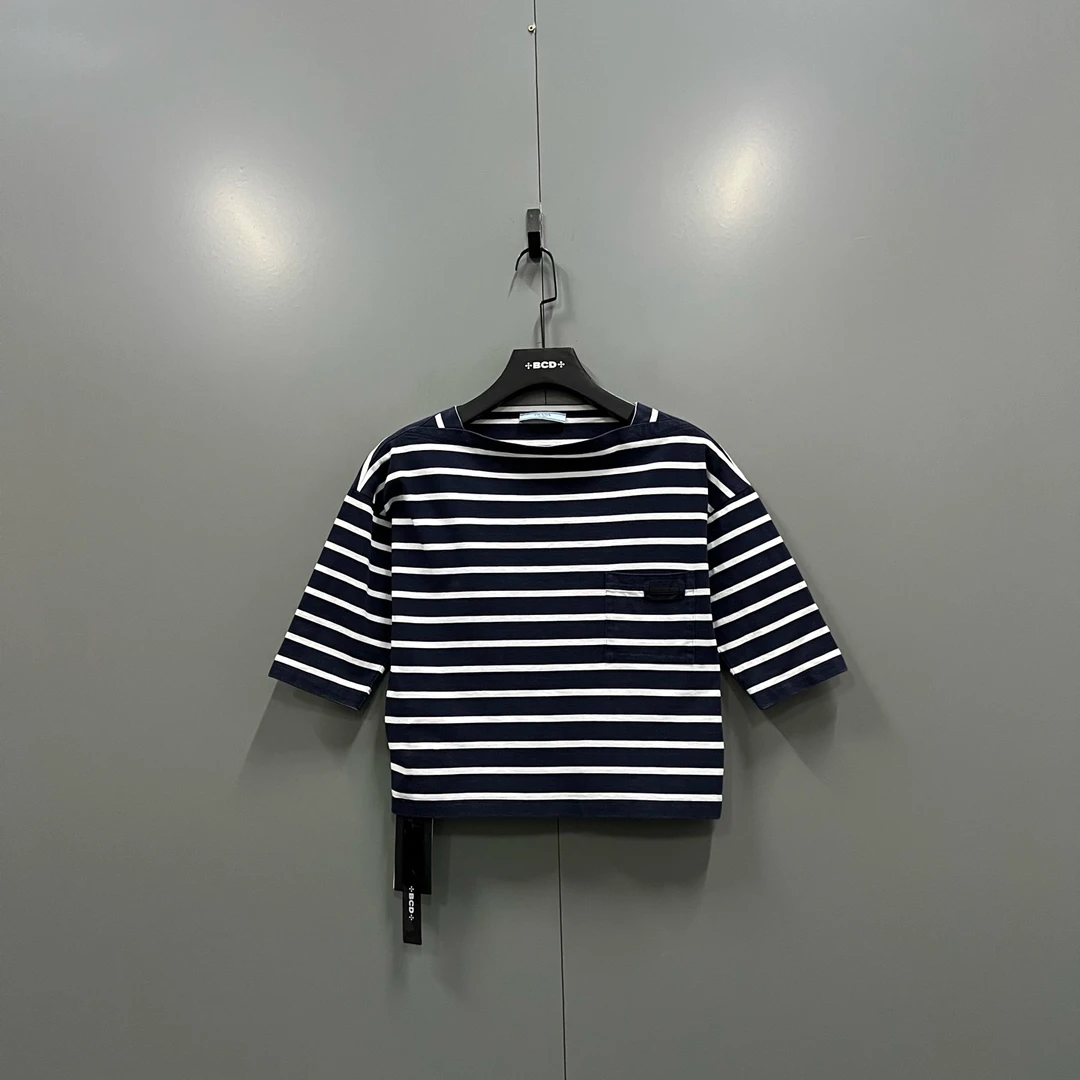 99新 Prada/普拉达 tt1 条纹短袖 S码/98新/103021