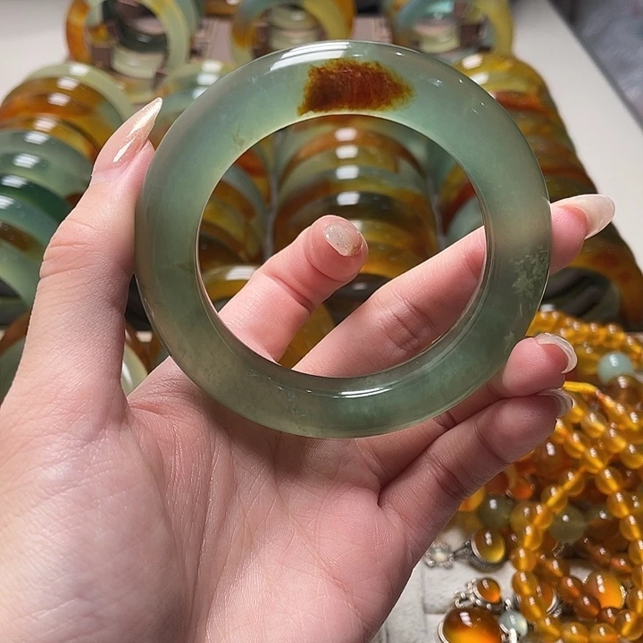 蛇纹石玉未镶嵌手镯53.6