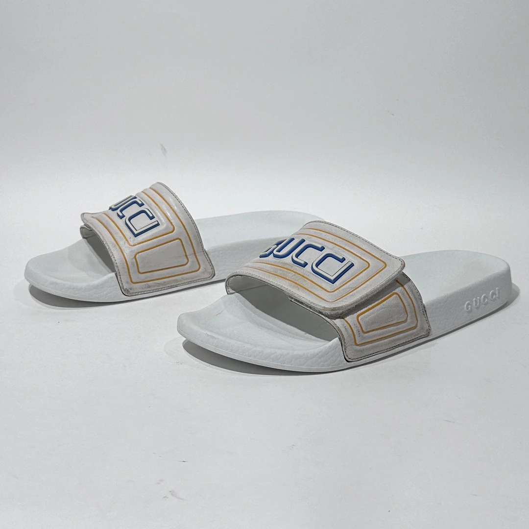95新 GUCCI/古驰 41码 白色时尚一字拖/WX01744
