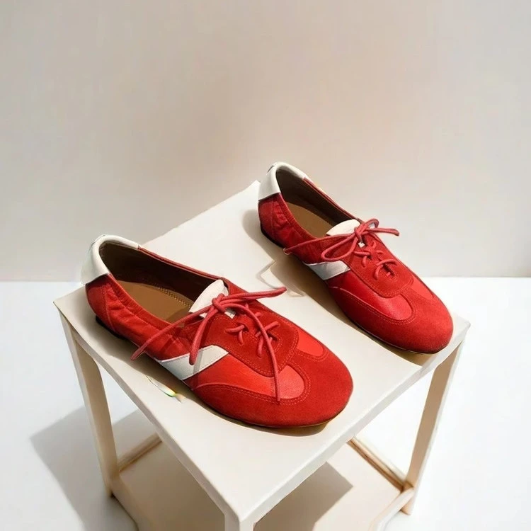 欧洲站女2025春季新款真皮圆头系带平底小皮鞋时尚浅口德训单鞋潮